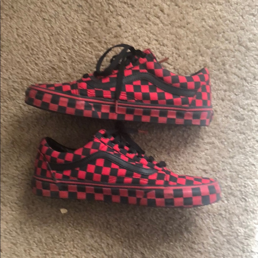 Size 10 red/black Checkerboard Vans